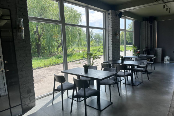 Продажа кафе-ресторана на трассе Киев-Чоп в Ровенской области